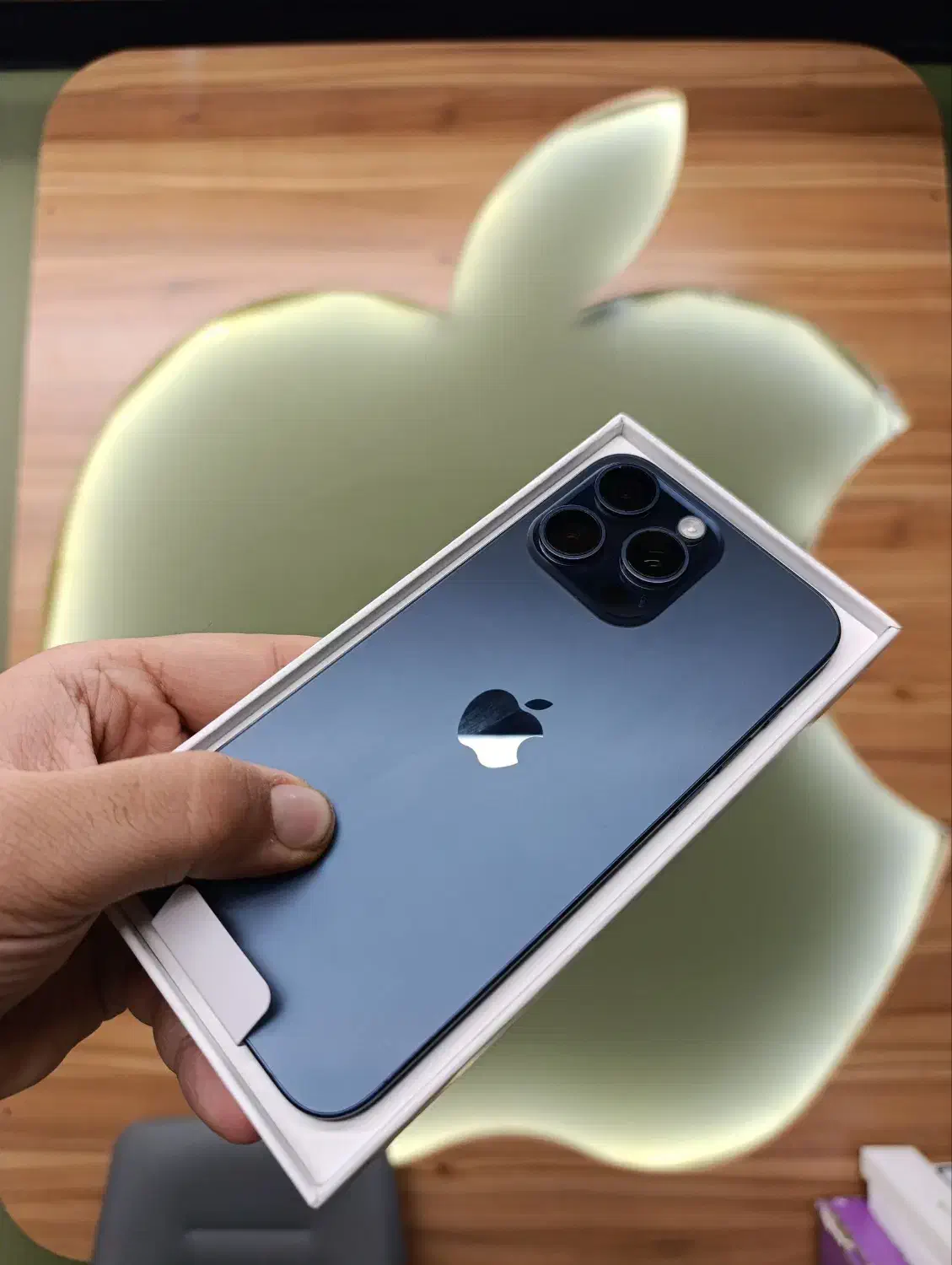 15pro max|موبایل|مشهد, چهارچشمه|دیوار