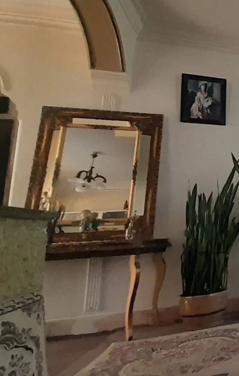 آینه کنسول|بوفه، ویترین، کنسول|گلبهار, شهر جدید گلبهار|دیوار