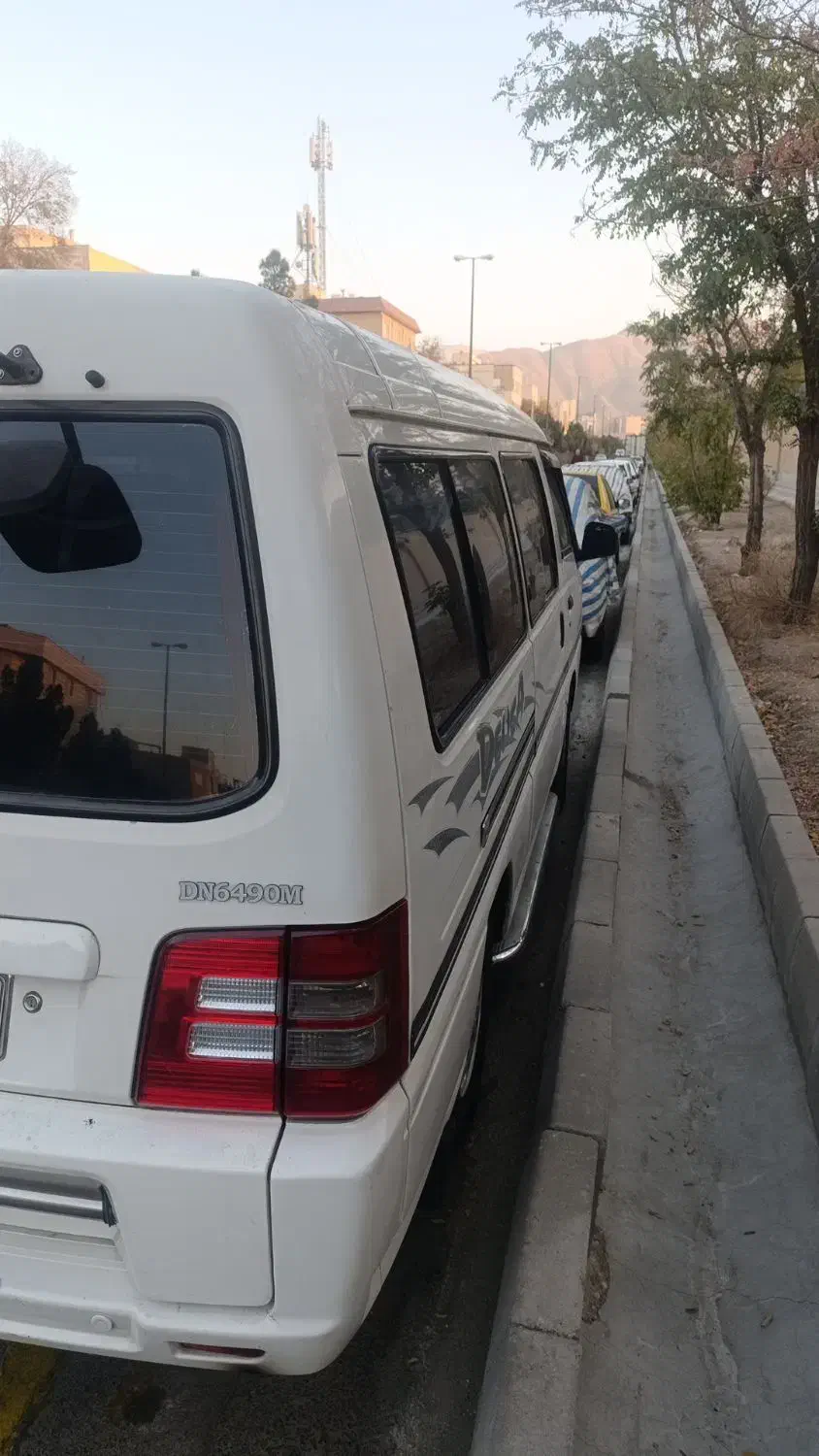 ون شخصی دلیکا موتور ۲۴۰۰مدل ۸۶|خودرو سواری و وانت|تهران, شهرک شهرداری|دیوار