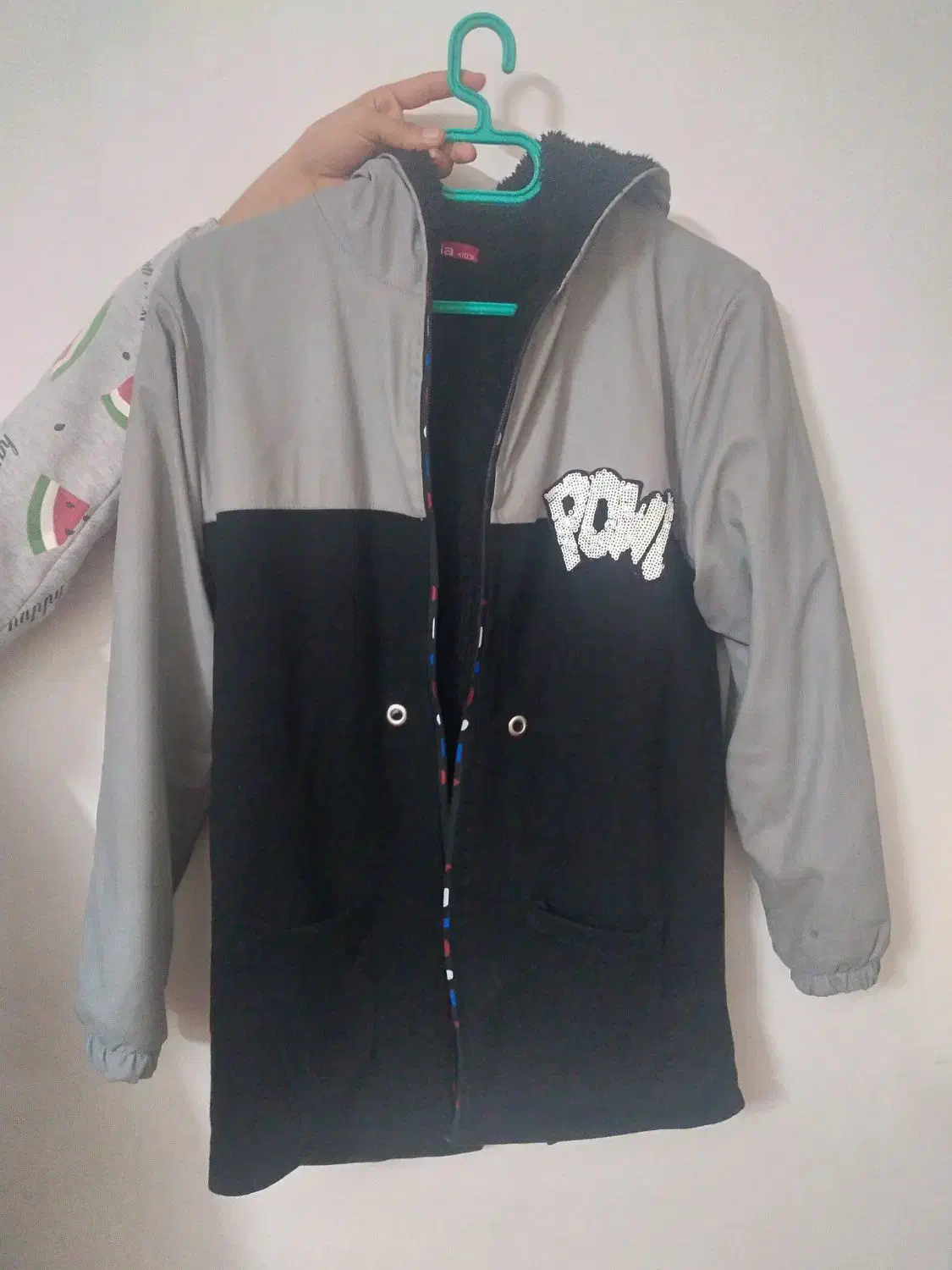 لباس|لباس|جویبار, |دیوار