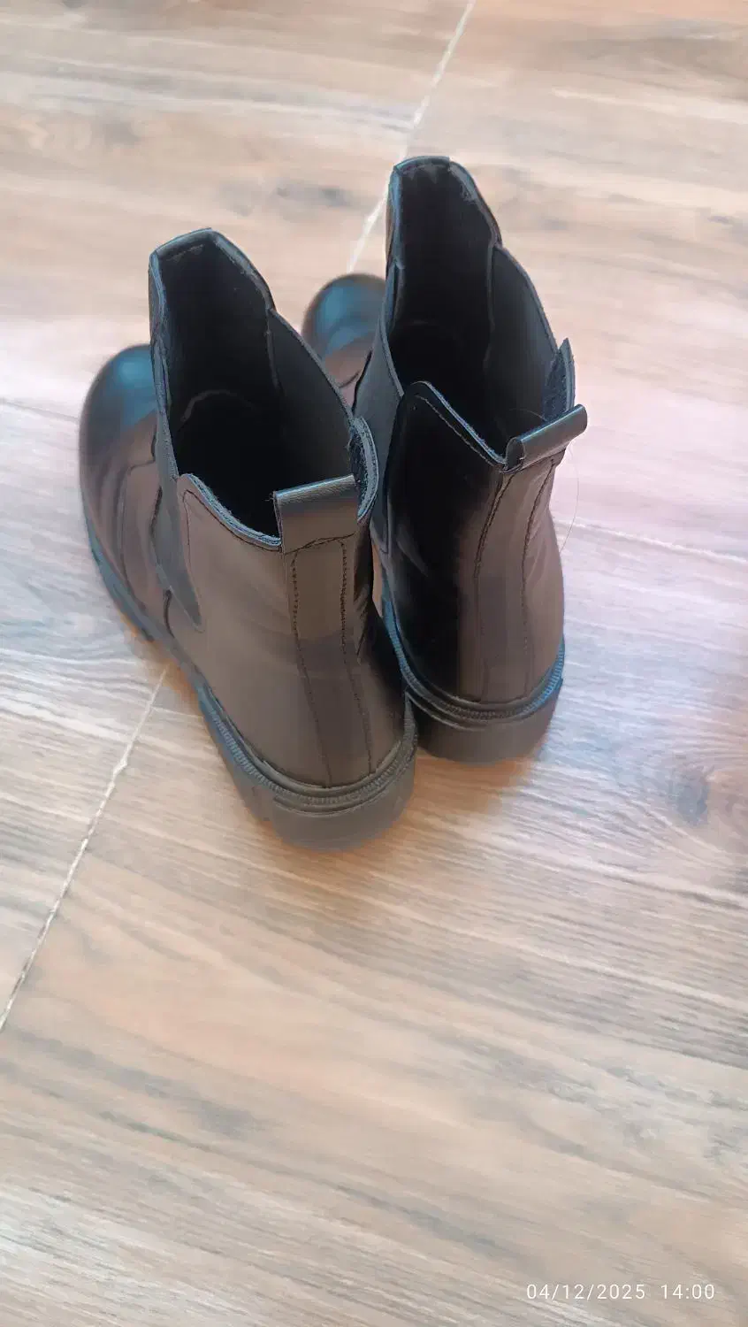 بوت سایز 37|کیف، کفش، کمربند|کرمان, |دیوار