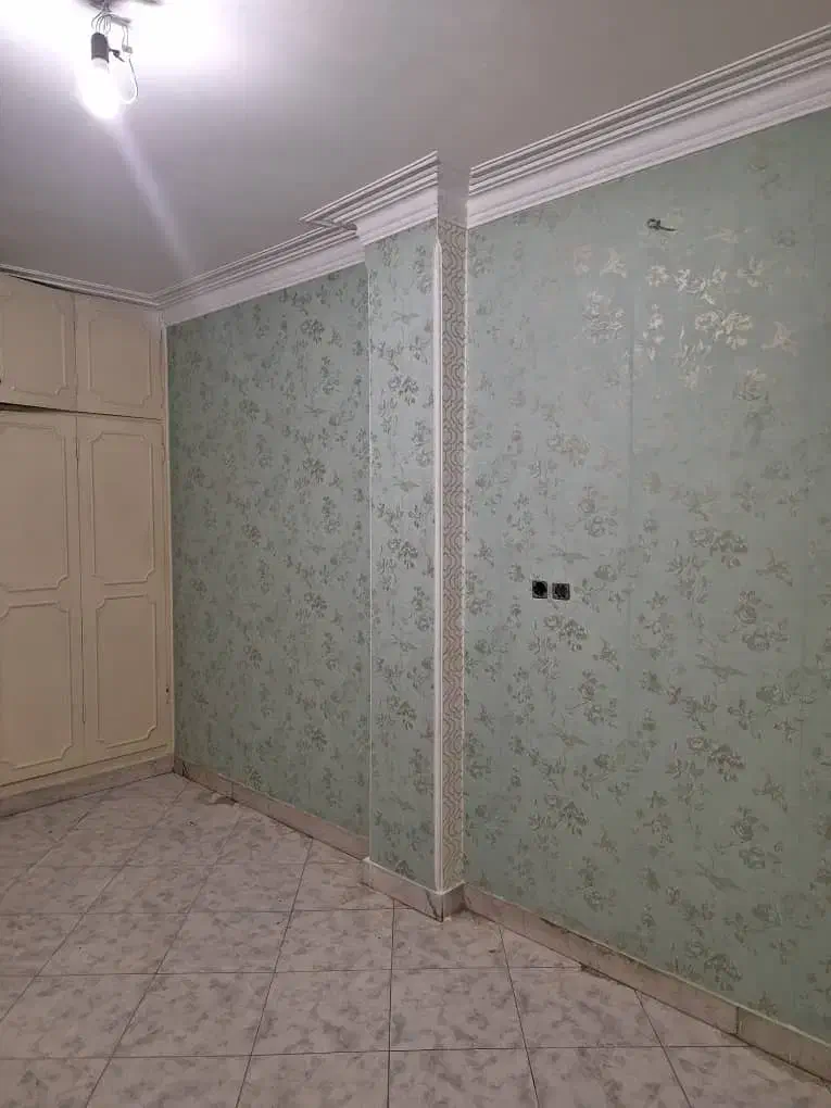 نصاب کاغذدنصب کاغذدیواری پوستر|خدمات پیشه و مهارت|تهران, صادقیه|دیوار