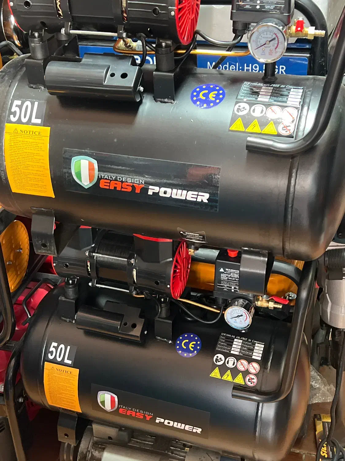 پمپ باد سایلنت ۵۰ لیتری بی صدا قیمت ۱۰ تومن|ماشین‌آلات صنعتی|تنکابن, |دیوار