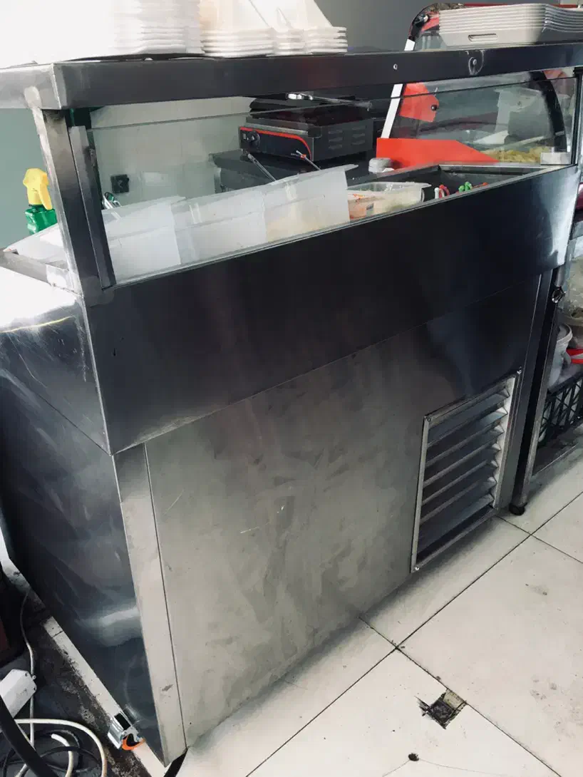 تاپینگ|کافی‌شاپ و رستوران|تهران, نازی‌آباد|دیوار