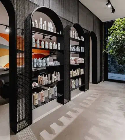 یک باب مغازه واقع در خیابان حضرتی|فروش مغازه و غرفه|شیراز, سیاه سنگ|دیوار