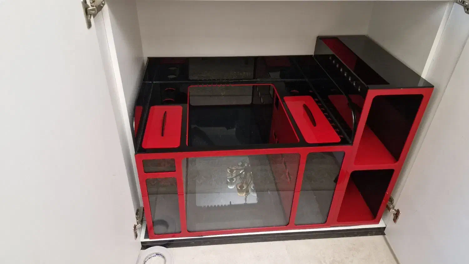 ساخت و نصب آکواریوم های حرفه ای|ماهی|کرج, مهرویلا جنوبی|دیوار