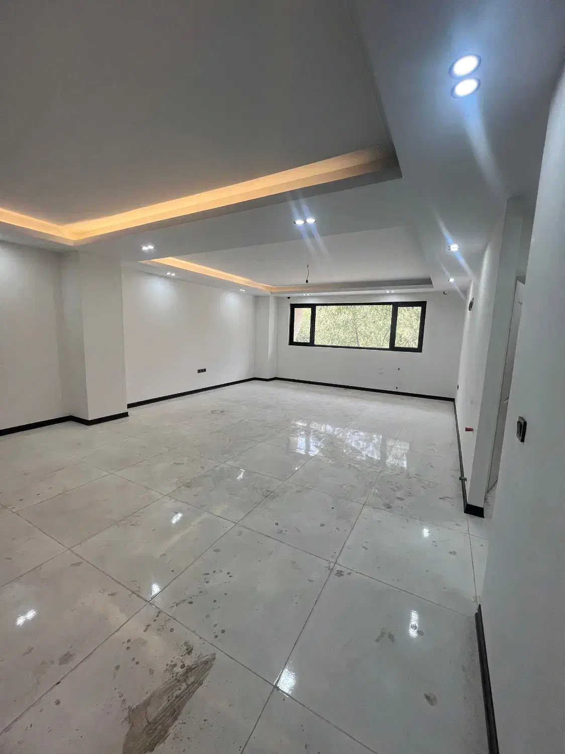 اپارتمان 100 متر نوساز با پارکینگ فرهنگیان رجایی|فروش آپارتمان|رباطکریم, رباطکریم|دیوار