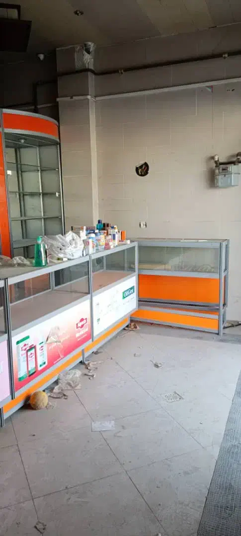 فروش میز و دکوری درجه یک، نایاب، خاص|فروشگاه و مغازه|شیراز, ارم|دیوار