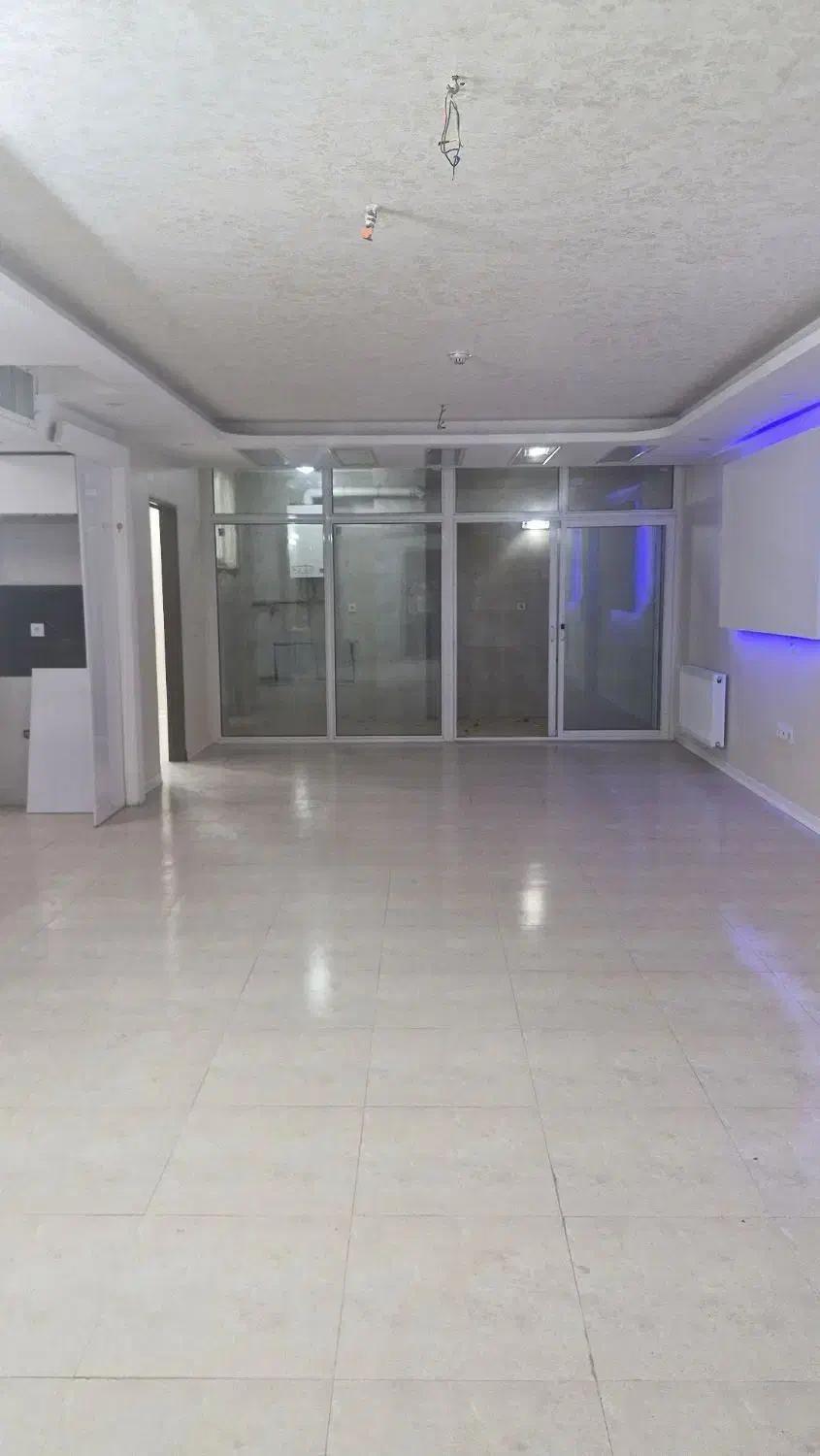 آپارتمان ۱۱۲متر طبقه اول طالقانی|فروش آپارتمان|شاهینشهر, طالقانی|دیوار