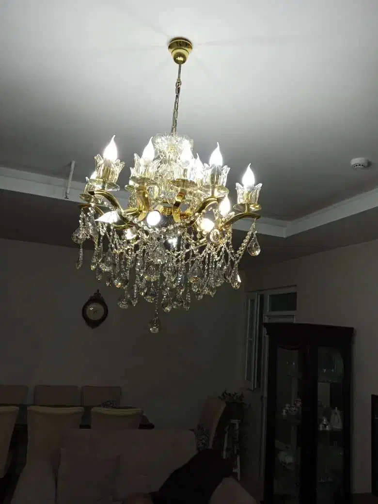 لوستر ۱۸ شاخه برنز|لوستر و چراغ آویز|کرج, باغستان|دیوار