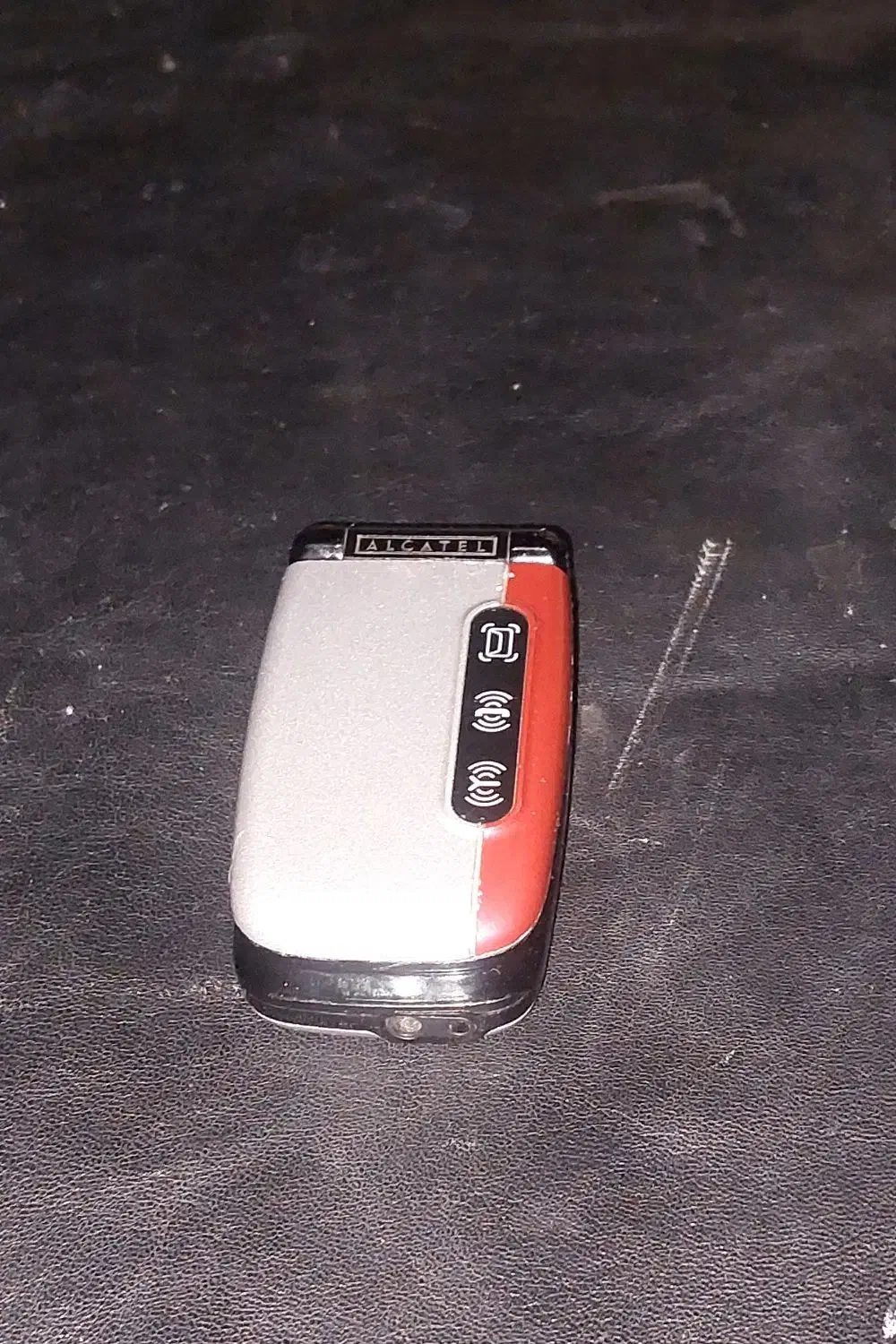 گوشی تاشو آلکاتل|موبایل|کرج, اسدآباد|دیوار