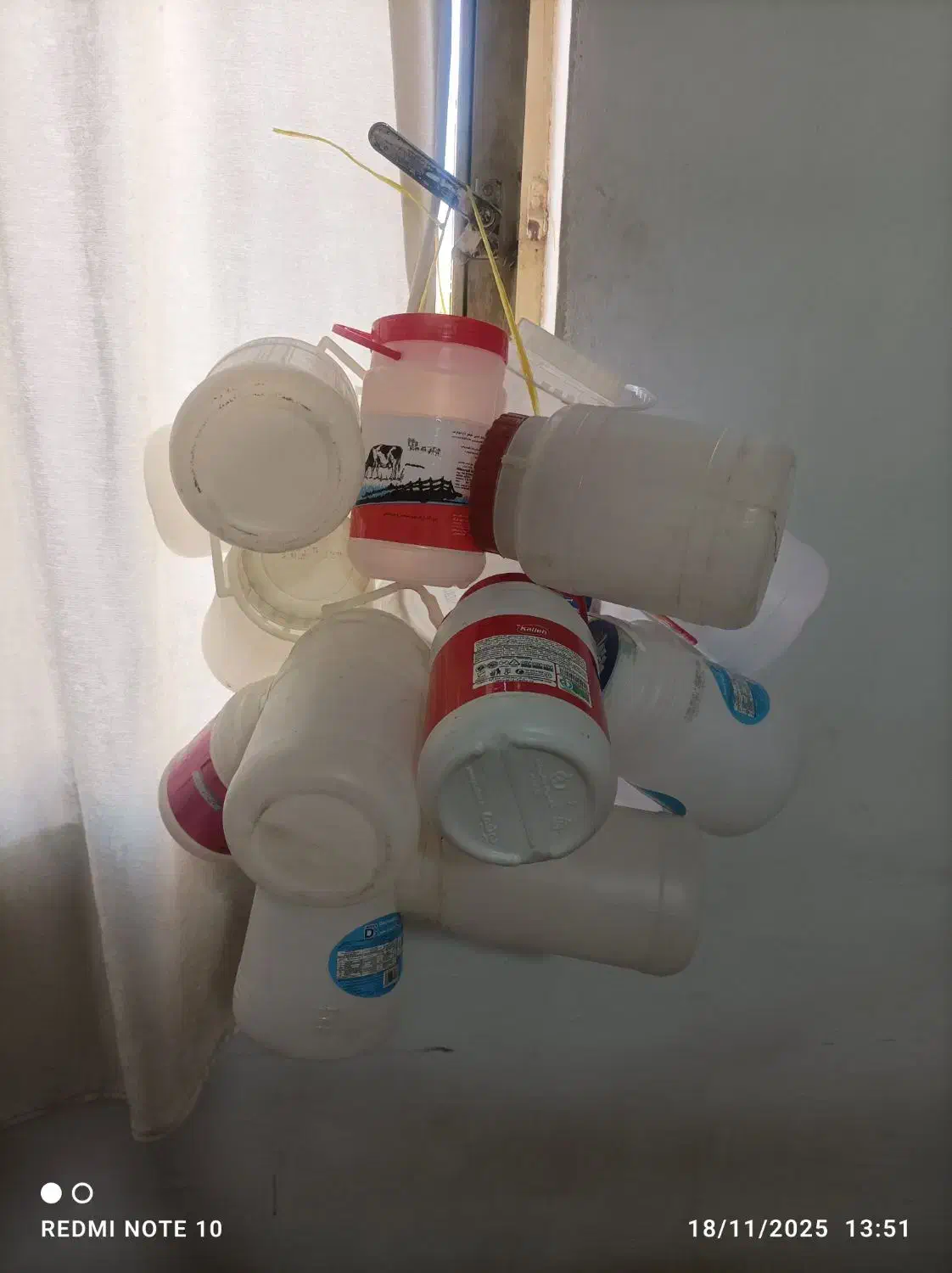 دبه 2ونیم|ظروف نگهدارنده، پلاستیکی، یک‌بارمصرف|همدان, |دیوار