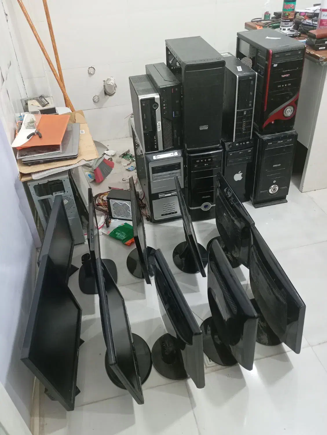 کیس با مانیتور|رایانه رومیزی|بندر دیر, |دیوار