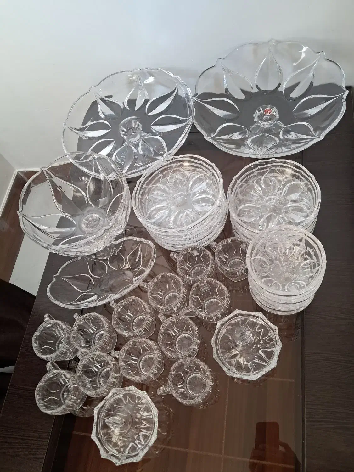 سرویس پذیرایی جی سی سی|ظروف سرو و پذیرایی|گرگان, |دیوار