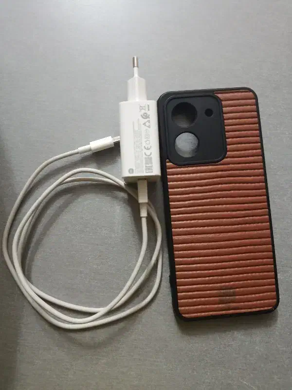 شارژر ۱۵ وات و قاب ردمی a5|لوازم جانبی موبایل و تبلت|پاکدشت, پاکدشت (مامازند)|دیوار