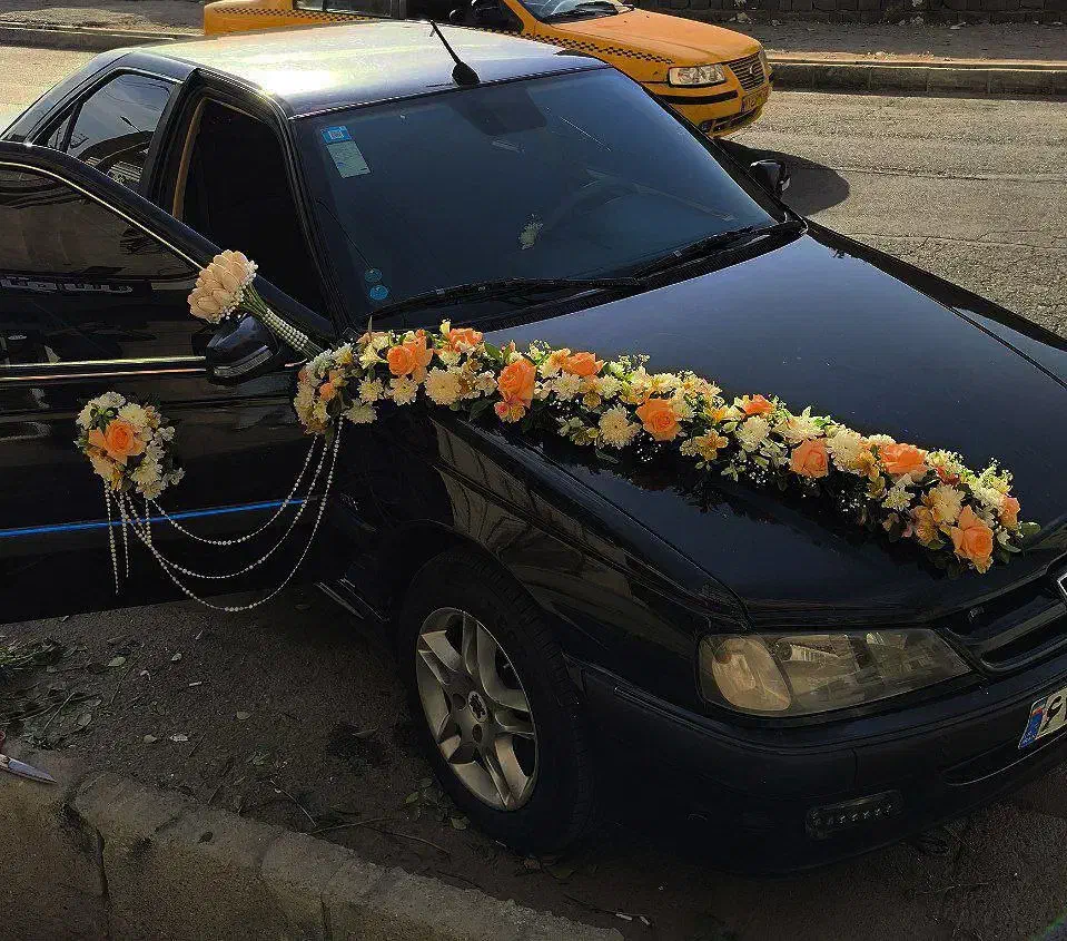 گل آرایی ماشین عروس دسته گل|گل مصنوعی|مشهد, الهیه|دیوار