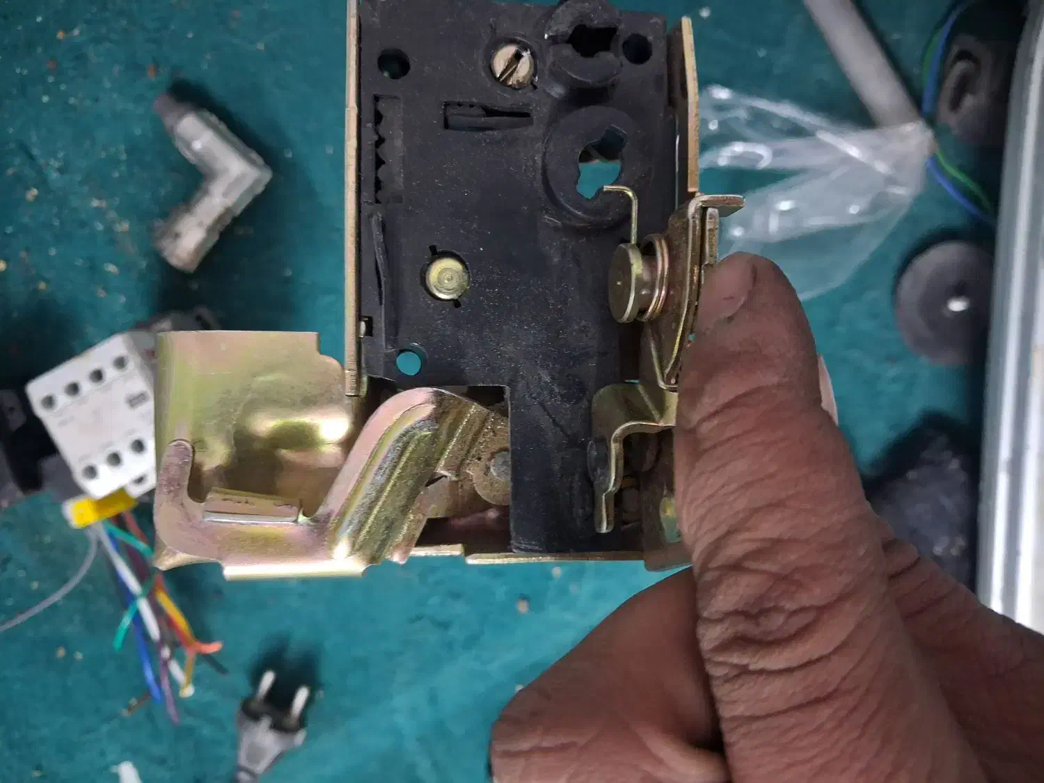 لوازم موتور وماشین|قطعات یدکی و لوازم جانبی|یزد, |دیوار