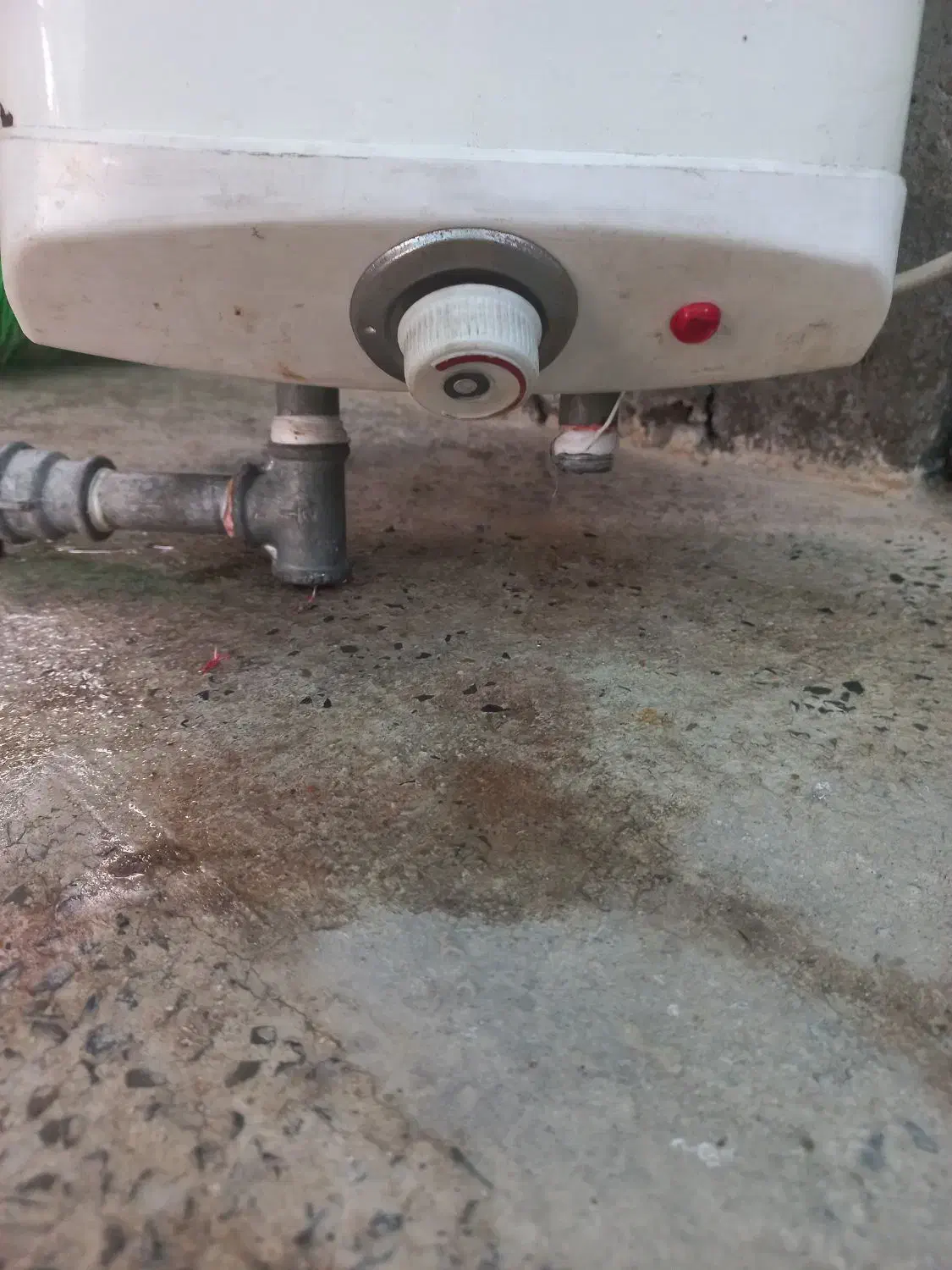 آبگرمکن برقی ۱۲ لیتری|آبگرمکن، پکیج، شوفاژ|رباطکریم, الارد|دیوار