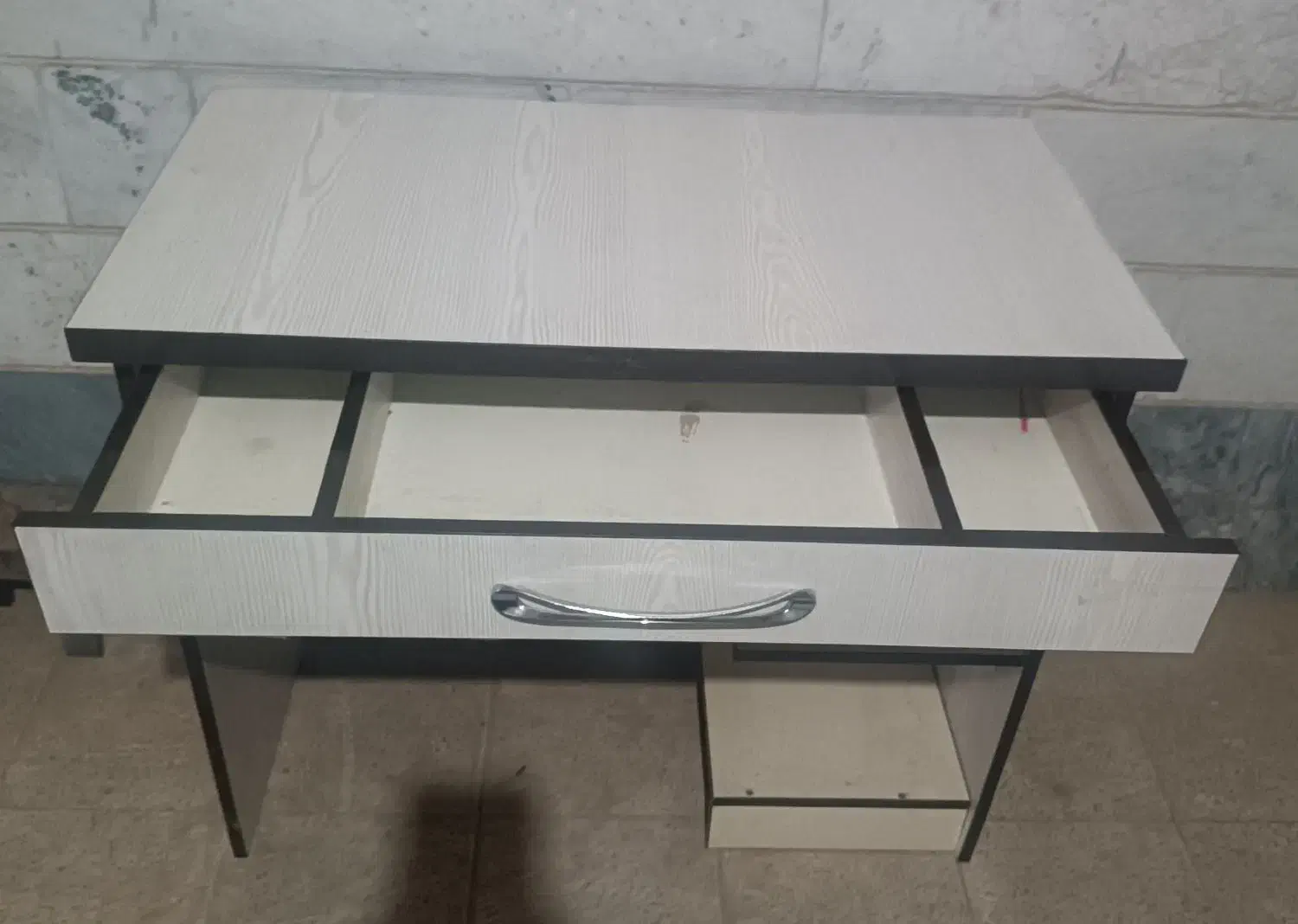 میز کامپیوتر و تحریر|میز تحریر و کامپیوتر|شهریار, شهرک وائین|دیوار