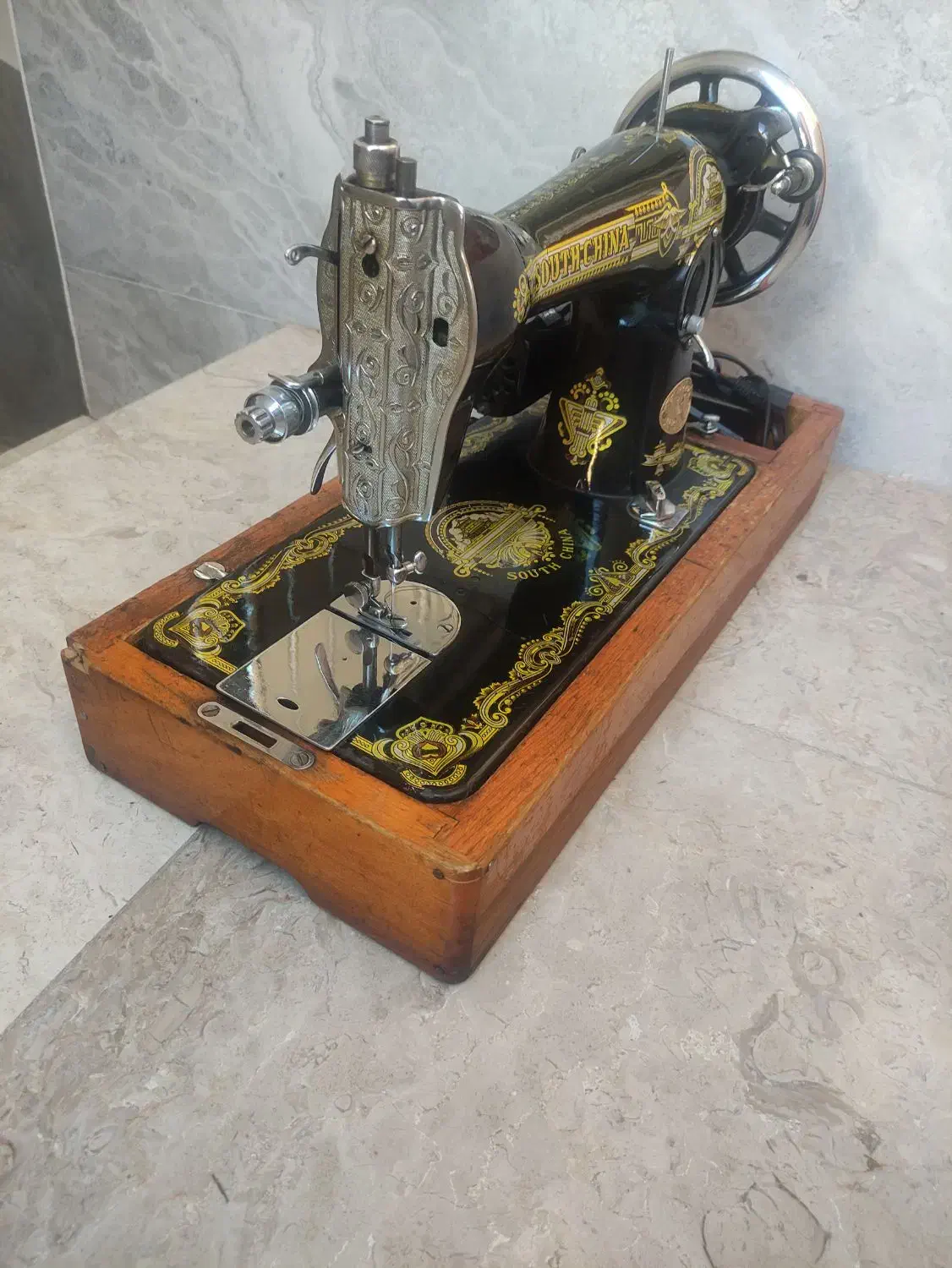 چرخ خیاطی|چرخ خیاطی و ریسندگی|مهاباد (آذربایجان غربی), |دیوار