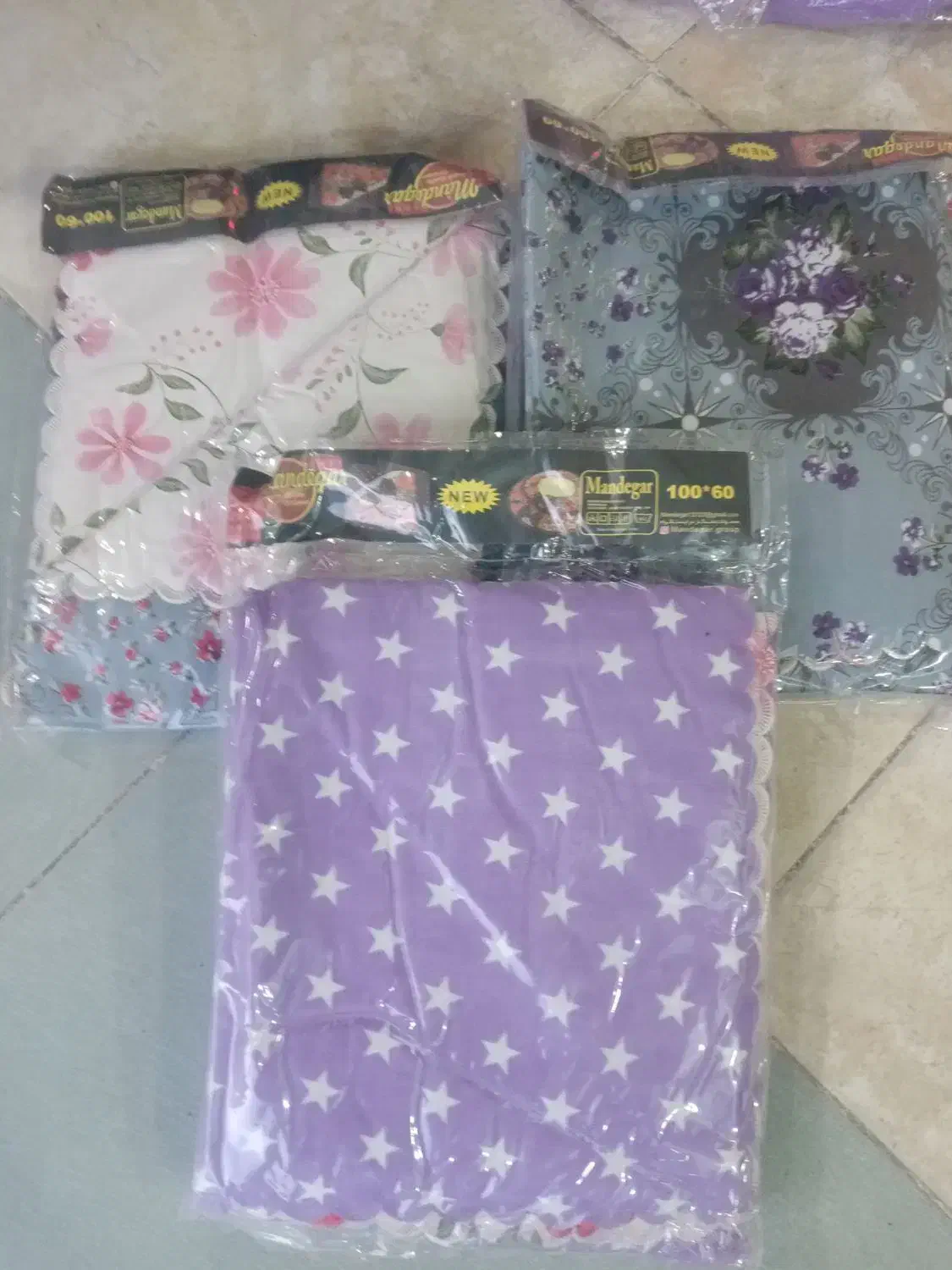 دستگیره یزدی|رختخواب، بالش، پتو|خرم‌آباد, |دیوار