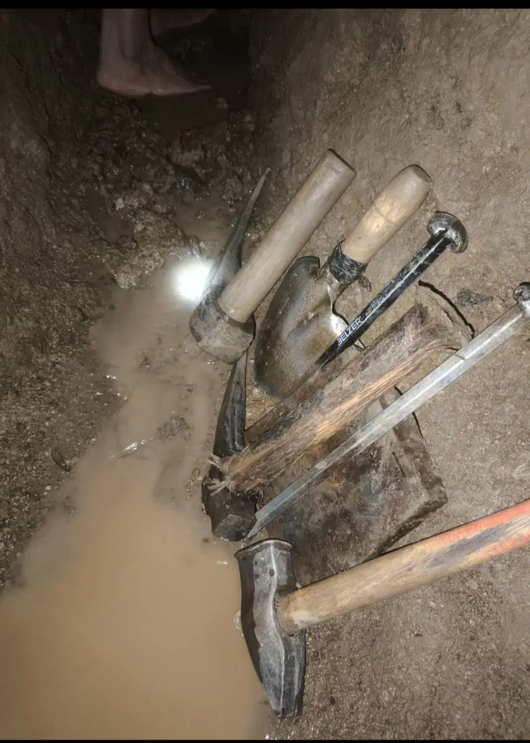 استاکار قنات و چاه ابی|خدمات پیشه و مهارت|رفسنجان, |دیوار