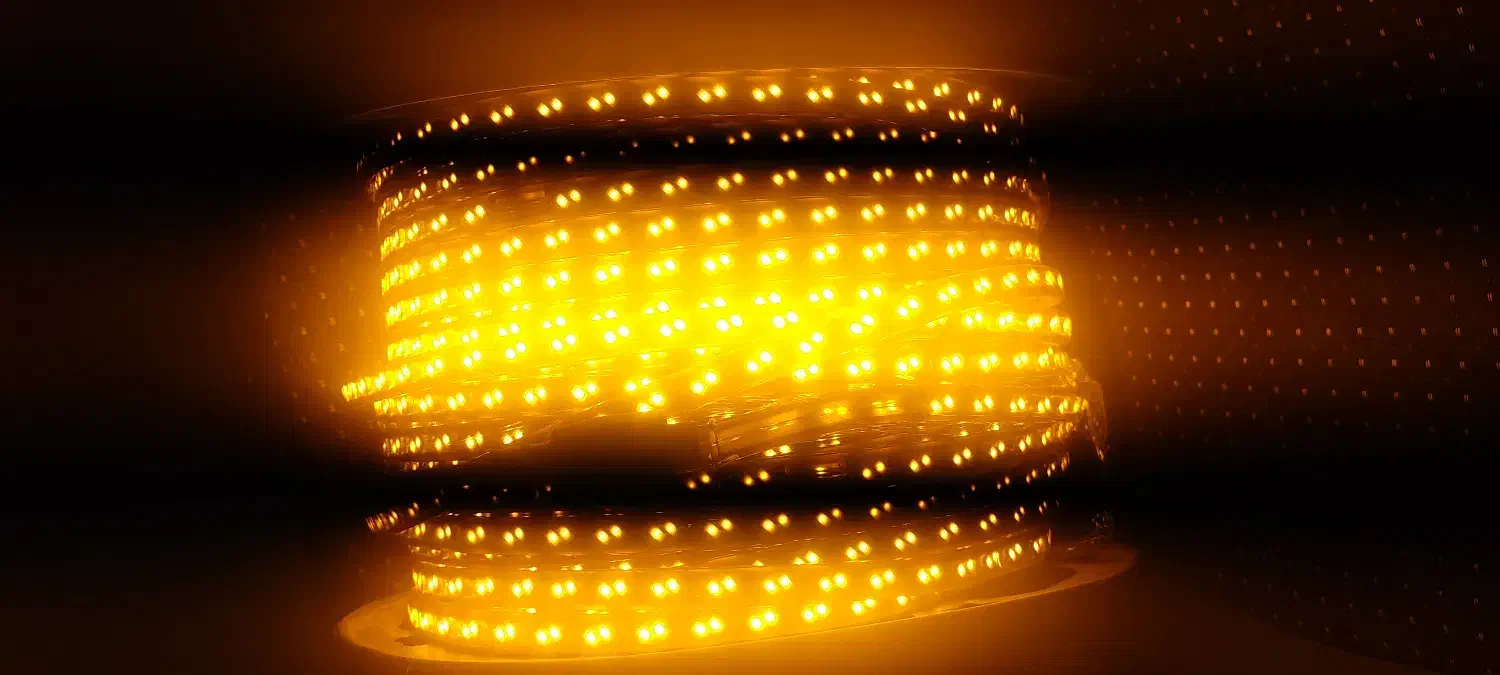 ریسه شیلنگی آبی|ریسه و چراغ تزئینی|شاهین‌شهر, سعدی جنوبی|دیوار