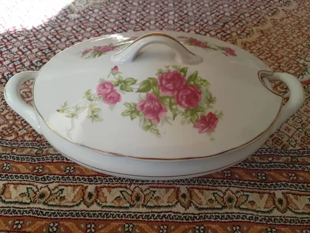 ظروف گل سرخی قدیمی|ظروف سرو و پذیرایی|سلماس, |دیوار