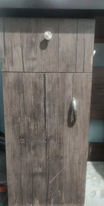 میز تحریر|میز تحریر و کامپیوتر|اسلام‌شهر, شهرک قائمیه|دیوار