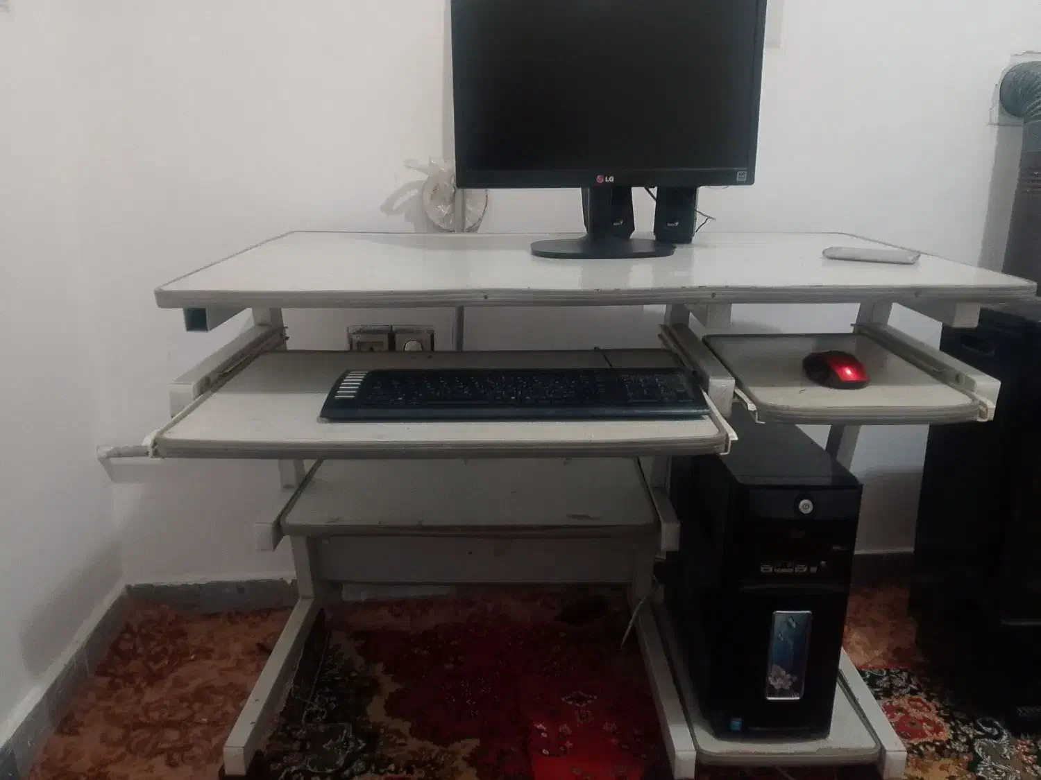 کامپیوتر با میز و دسته بازی|رایانه رومیزی|مریوان, |دیوار