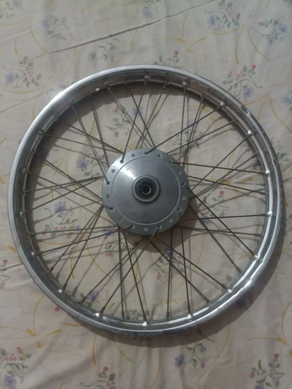 رنگ و توپی جلو و کمک عقب|قطعات یدکی و لوازم جانبی|شبانکاره, |دیوار