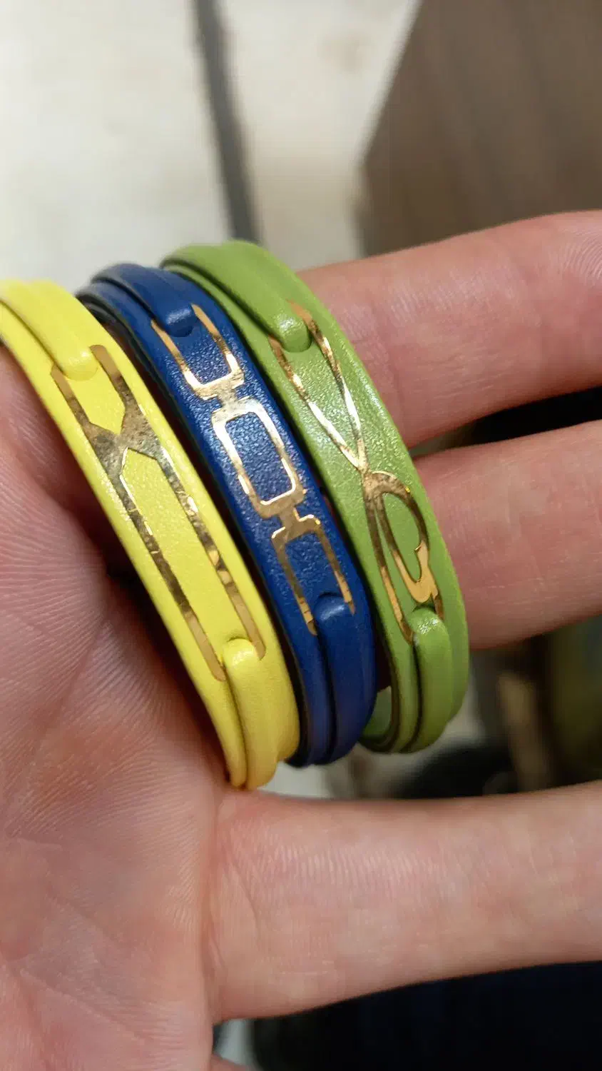 دستبند طلای چرمی|جواهرات|صوفیان, |دیوار