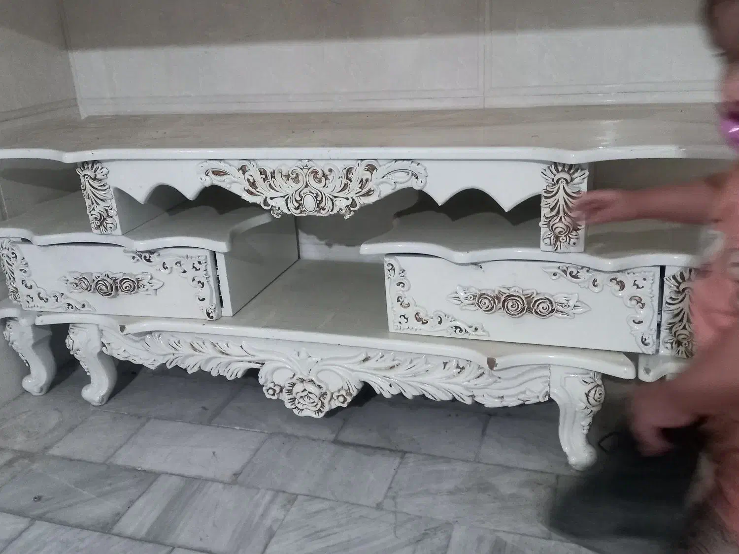 میز تلویریون|میز تلویزیون|قم, قلعه کامکار|دیوار