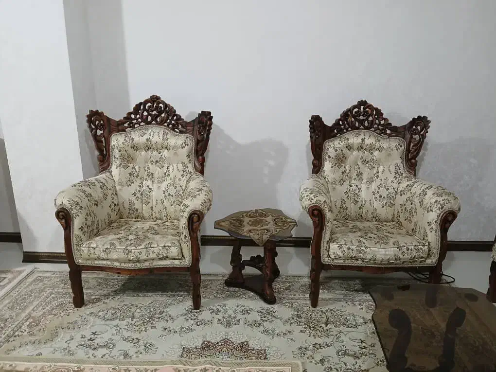 مبل ۷ نفره کاملا سالم بدون ذره ای ایراد.|مبلمان خانگی و میز عسلی|شریف‌آباد, |دیوار