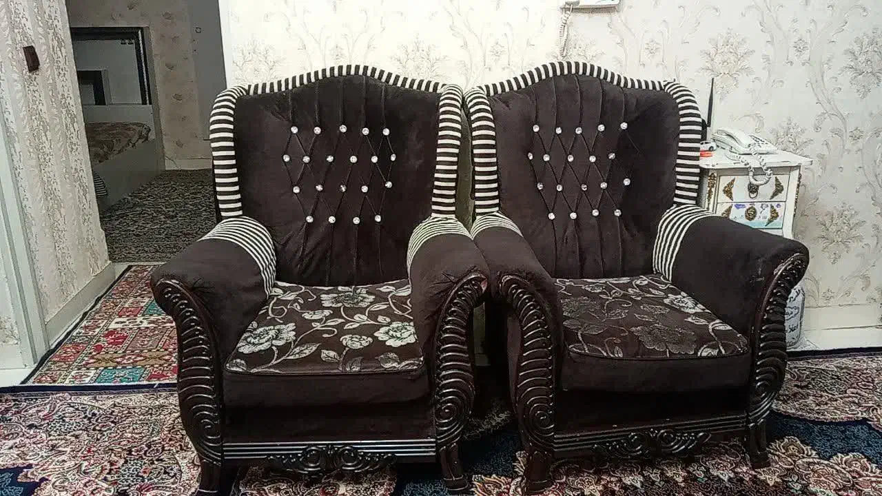 ۲۵۰۰۰۰۰|مبلمان خانگی و میز عسلی|تهران, تختی|دیوار