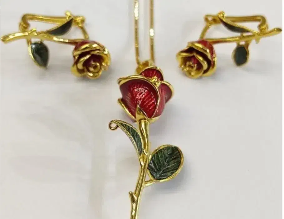 نیم ست طلا رز انارکی|جواهرات|تربتحیدریه, باغ ملی|دیوار