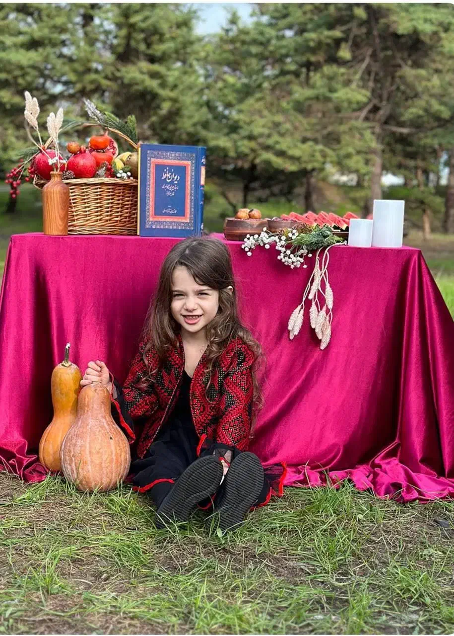 یلدایی بچگانه و ست مادر دختری|کفش و لباس بچه|لاهیجان, انقلاب|دیوار