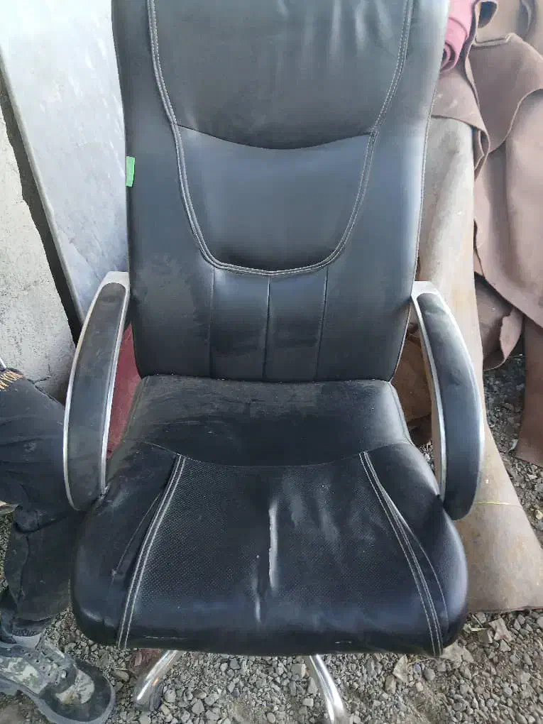 ۱۱تا صندلی چرخدار|صندلی و نیمکت|گرگان, |دیوار