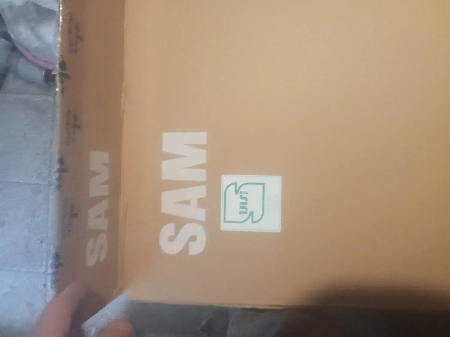 کارتن ال ای دی ۵۰ سام|تلویزیون و پروژکتور|تهران, شهرک زینبیه|دیوار