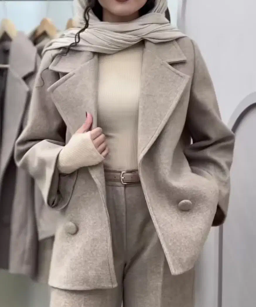 خیاط زنانه|لباس|فولادشهر, مسکن مهر فولادشهر|دیوار