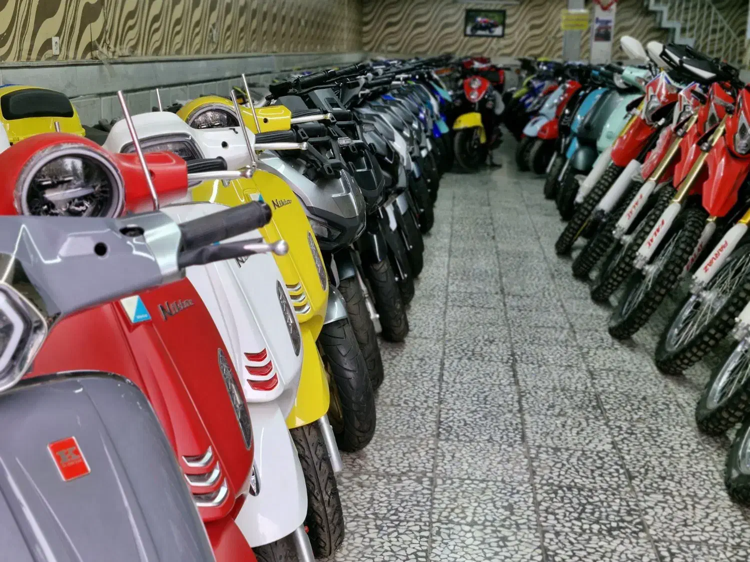 موتور سیکلت کویر بیست ماهه بدون پیش پرداخت/|موتورسیکلت|شاهین‌شهر, گزبرخوار|دیوار