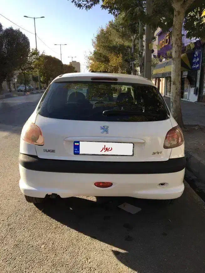 پژو ۲۰۶ تیپ ۵ مدل ۱۳۹۳|خودرو سواری و وانت|ملایر, |دیوار