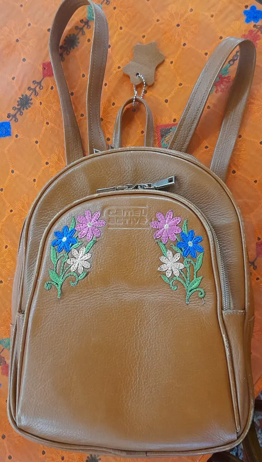 کوله پشتی تمام چرم رنگ زعفرانی|کیف، کفش، کمربند|رشت, چله خانه|دیوار