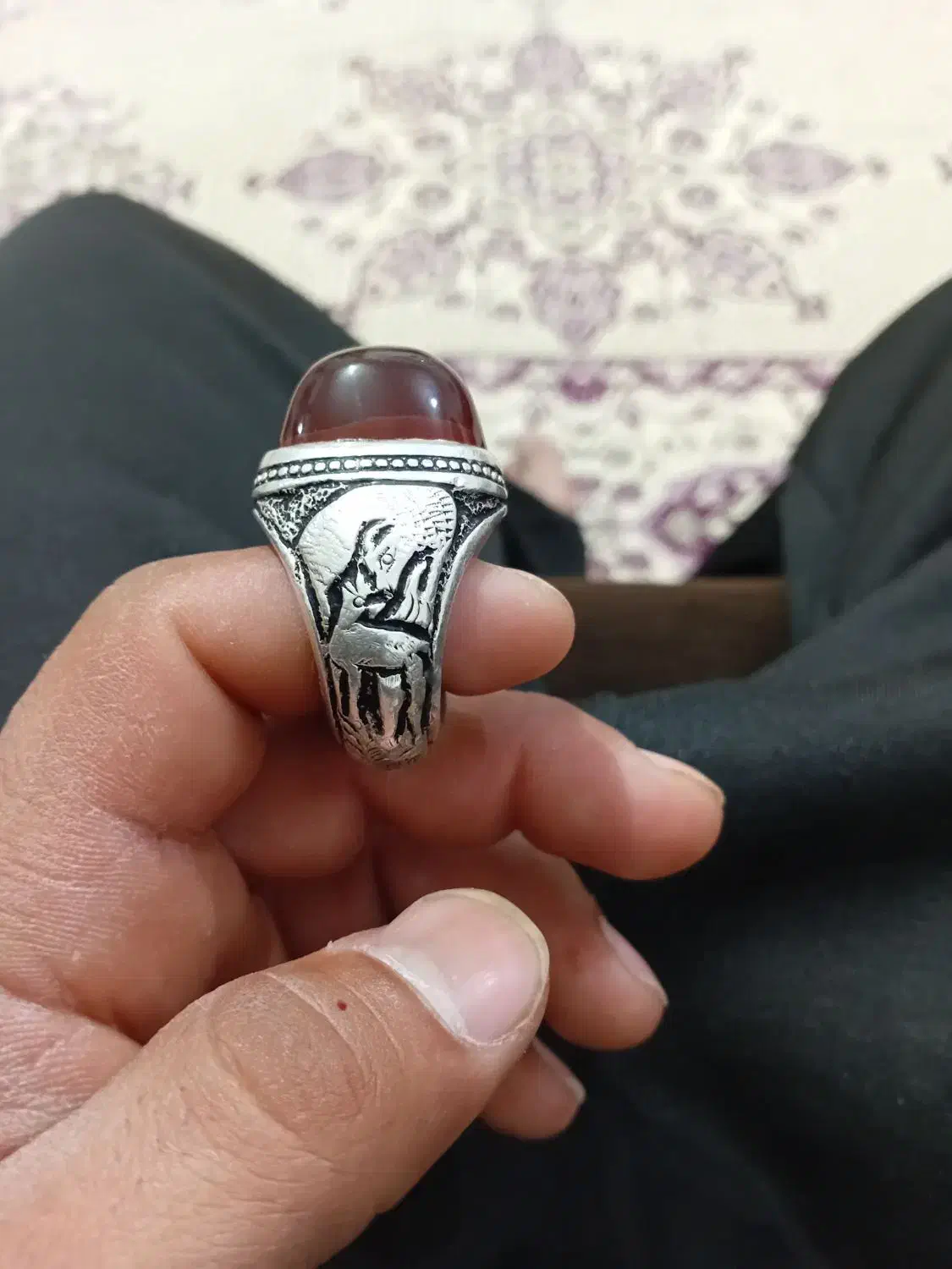 انگشتر نقره|جواهرات|تربت‌حیدریه, منظر|دیوار