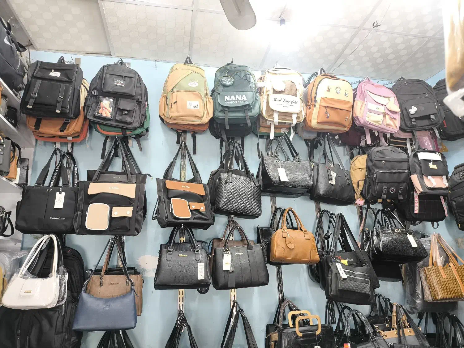 کیف و ساک ورزشی|کیف، کفش، کمربند|فسا, |دیوار