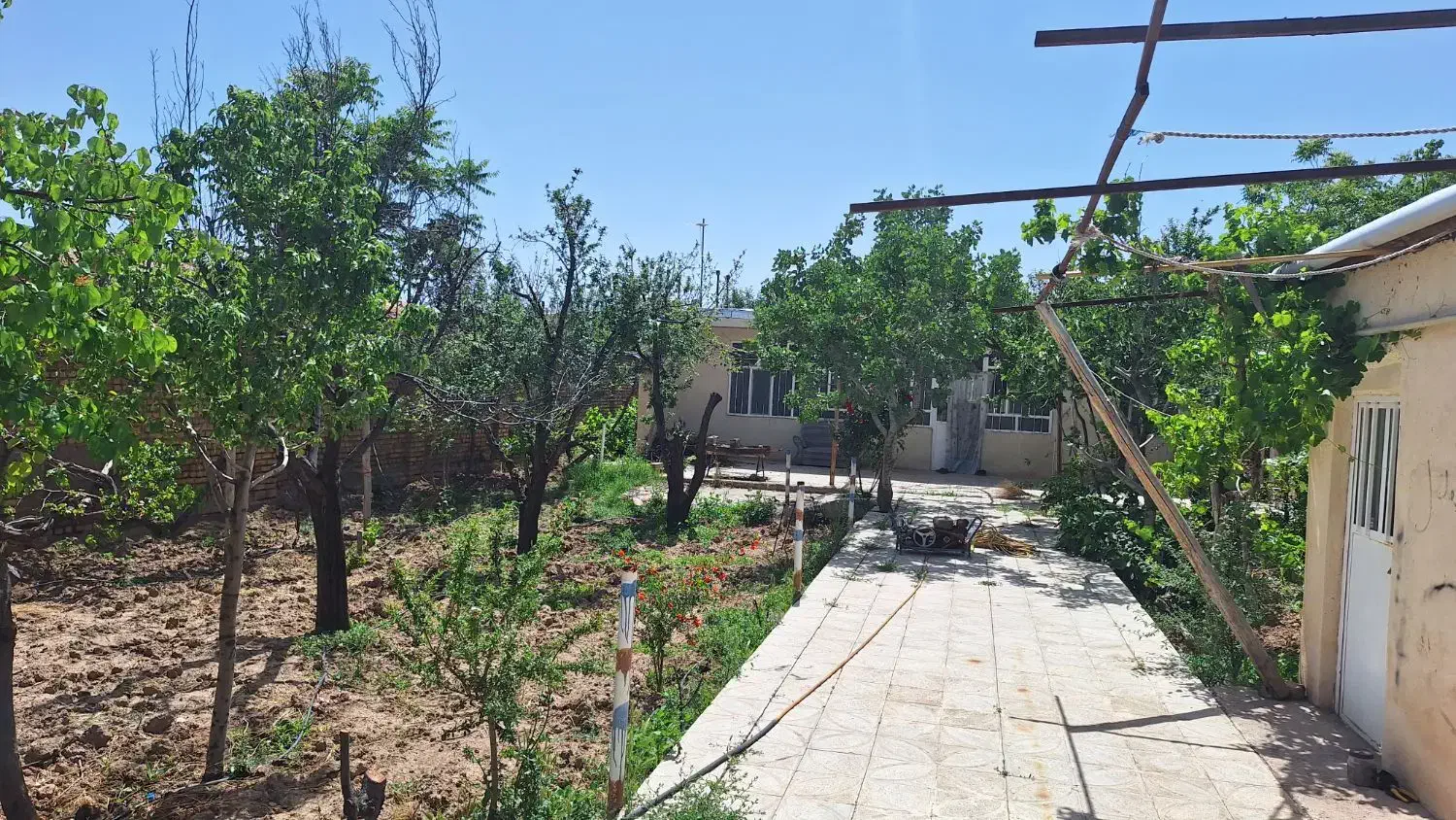 باغ ویلای زیبا روستای ولی آباد|فروش خانه و ویلا|بوئین زهرا, |دیوار