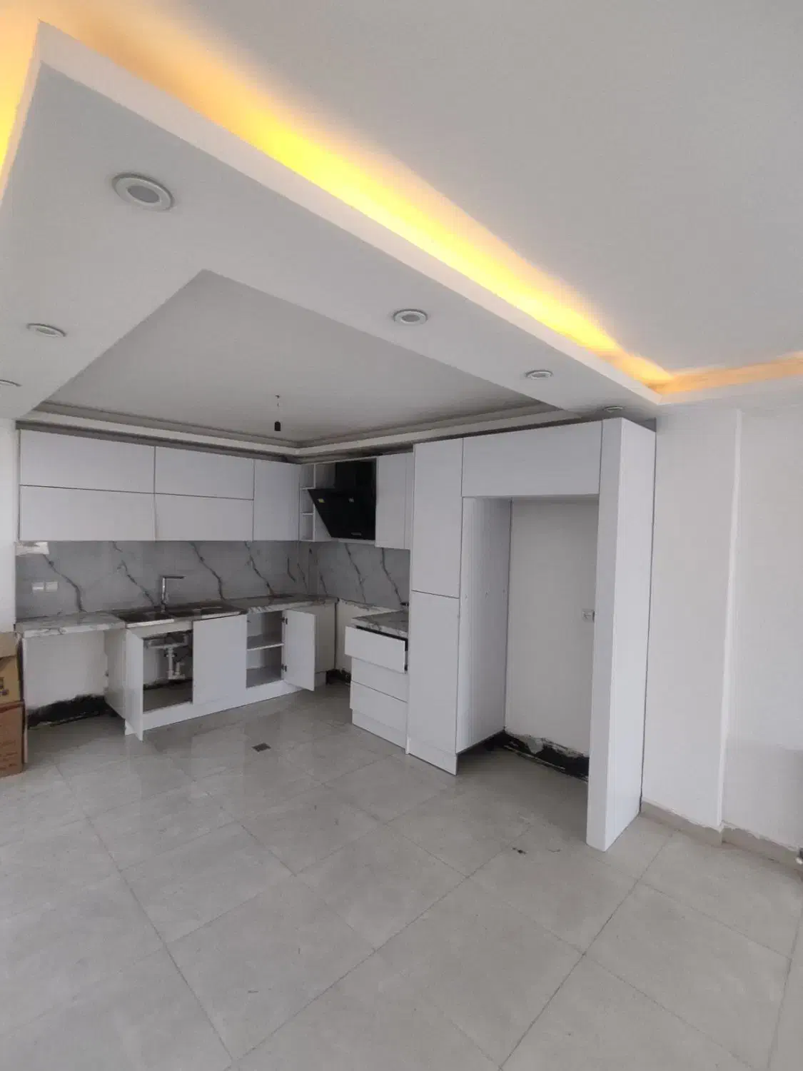 آپارتمان ۹۰ متری نوساز دوخواب (ناصری)|اجارهٔ آپارتمان|نور, |دیوار