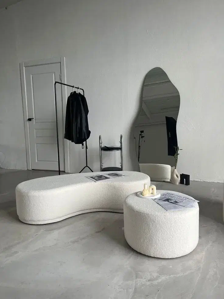 آینه دفرمه|آینه|ایلام, |دیوار