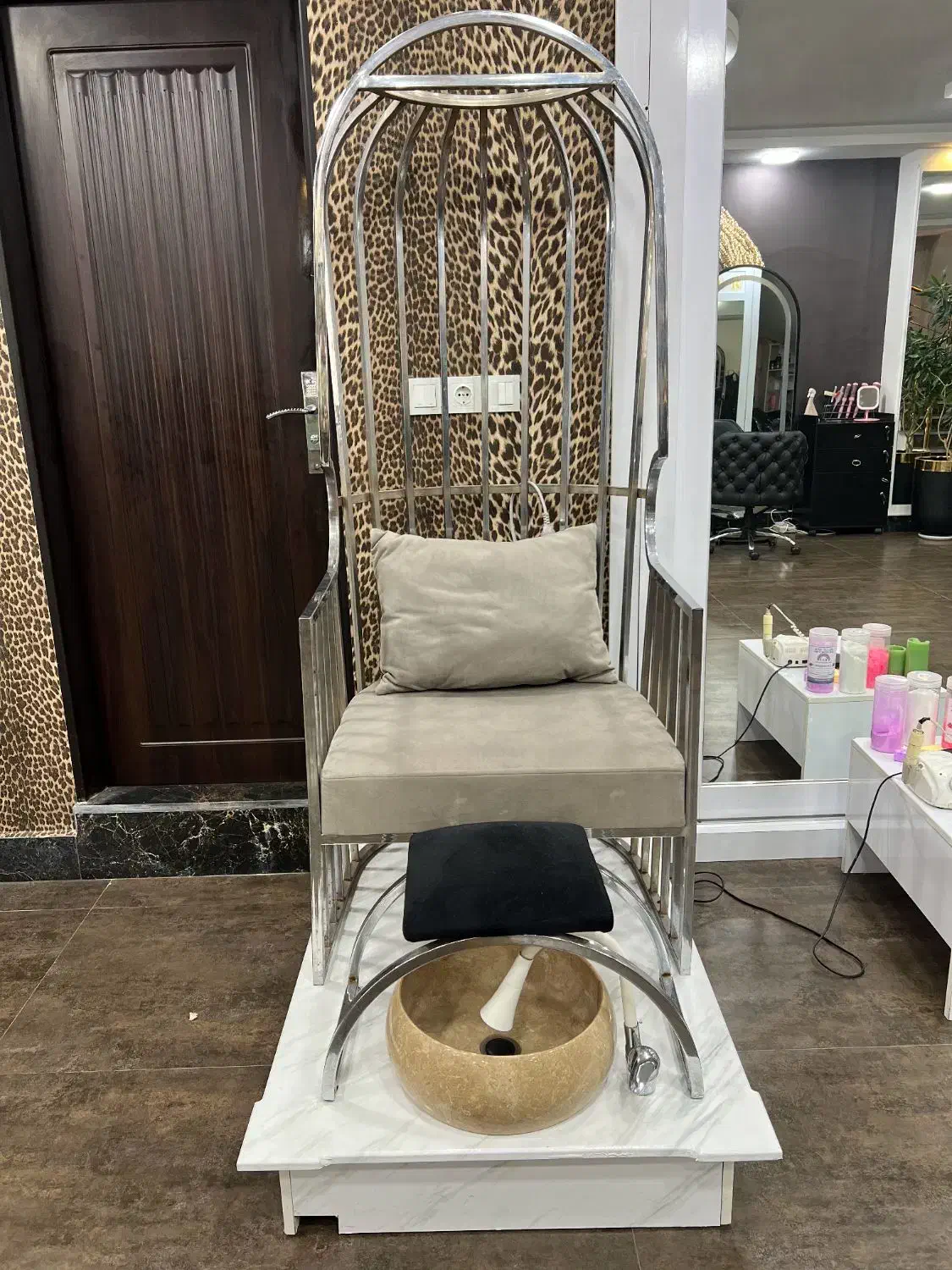 فروش تجهیزات سالن زیبایی|آرایشگاه و سالن‌های زیبایی|رشت, بلوار گیلان|دیوار