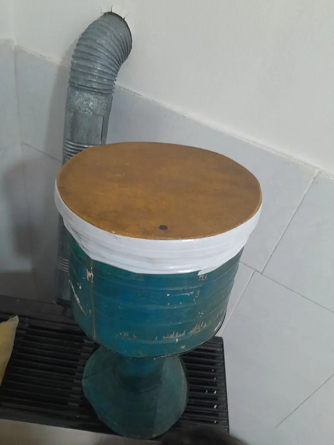 تمبک قدیمی پوست محکم و عالی توافقی|کلکسیون اشیاء عتیقه|اصفهان, شاهد|دیوار